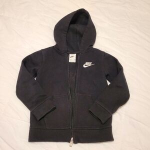 Nike athletic hoodies kids size 6 (5-6y)